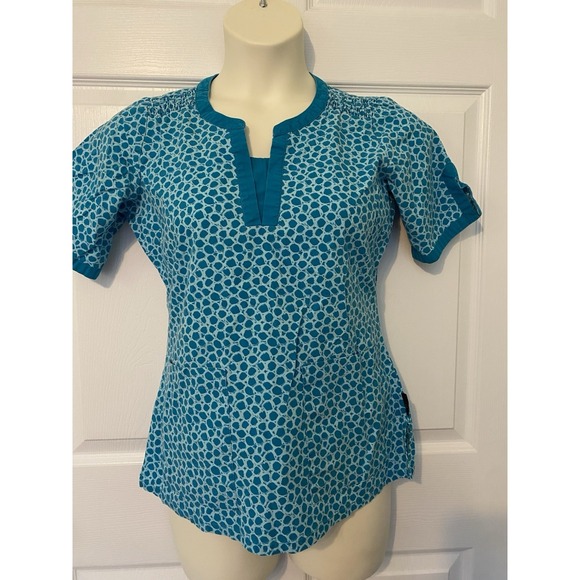 Peaches Uniforms Tops - Peaches Small‎ Women's Scrub Top Teal Dot Print Blue Cute Sleeves